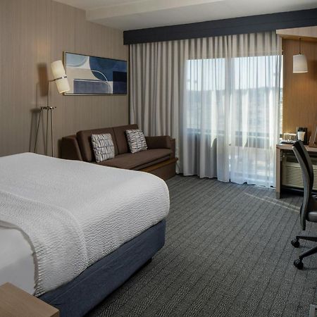 Courtyard By Marriott Jackson Airport/Pearl Hotel Buitenkant foto